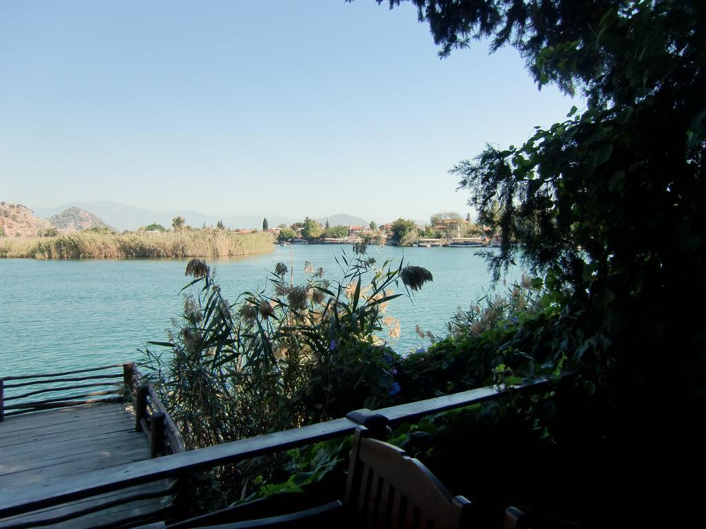Pensjonat Happy Caretta Dalyan